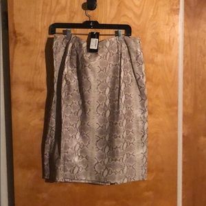 Leather skirt